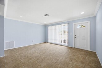 226 SW Reynolds Ave in Port St. Lucie, FL - Building Photo - Building Photo