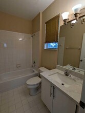5162 White Oleander in West Palm Beach, FL - Building Photo - Building Photo