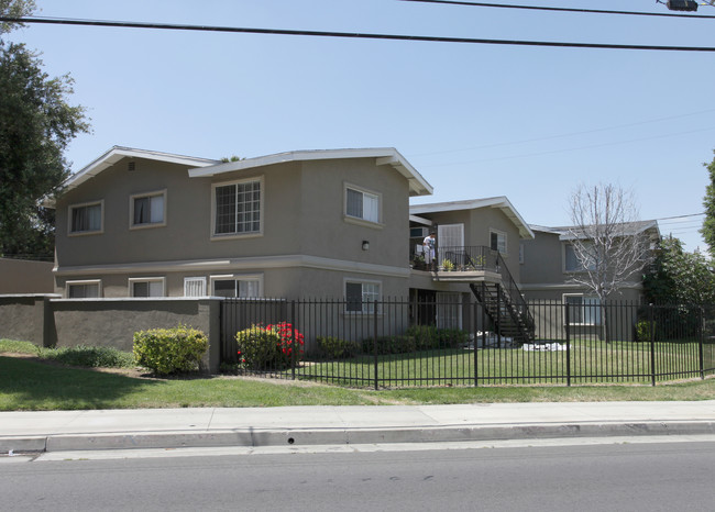 Riverglen Apartments in Riverside, CA - Building Photo - Building Photo