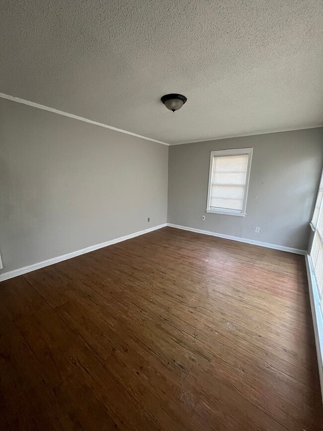 1659 Cooper St in Memphis, TN - Building Photo - Building Photo