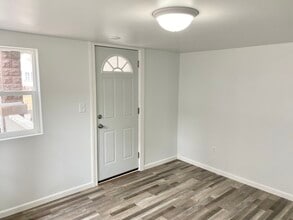 520 W Edwards st, Unit Apt 1 in Vandalia, IL - Foto de edificio - Building Photo