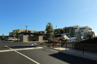 Fairbanks Commons Apartments in San Diego, CA - Building Photo - Building Photo