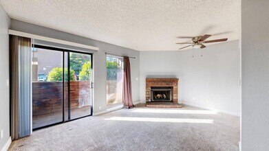 12360 W Nevada Pl in Lakewood, CO - Building Photo - Building Photo