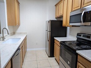 1355 Venezia Ct in Davenport, FL - Building Photo - Building Photo