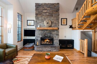 7 Gambler Dr in Big Sky, MT - Building Photo - Building Photo