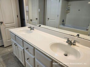 1505 Westminster Ave in Wolfforth, TX - Foto de edificio - Building Photo