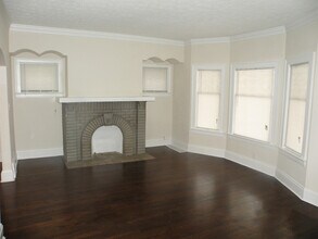 3583 Chelton Rd in Shaker Heights, OH - Building Photo - Building Photo