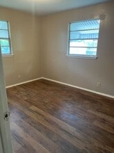 411 Lindenwood Dr in Bartlesville, OK - Building Photo - Building Photo