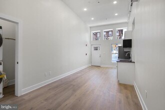 223 S 45th St in Philadelphia, PA - Building Photo - Building Photo