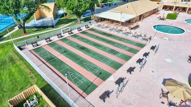 15235 Lakes of Delray Blvd in Delray Beach, FL - Building Photo - Building Photo