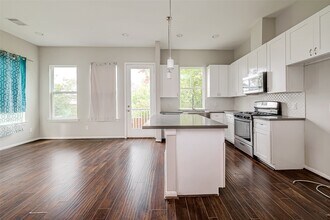 5610 Patrick St in Houston, TX - Building Photo - Building Photo