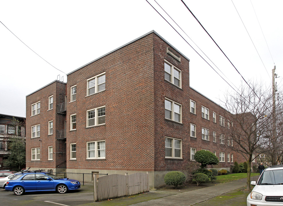 Swansonia Apartments in Seattle, WA - Building Photo