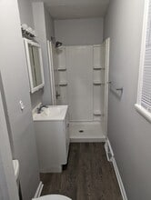 105 Rhodes St in New Britain, CT - Building Photo - Building Photo