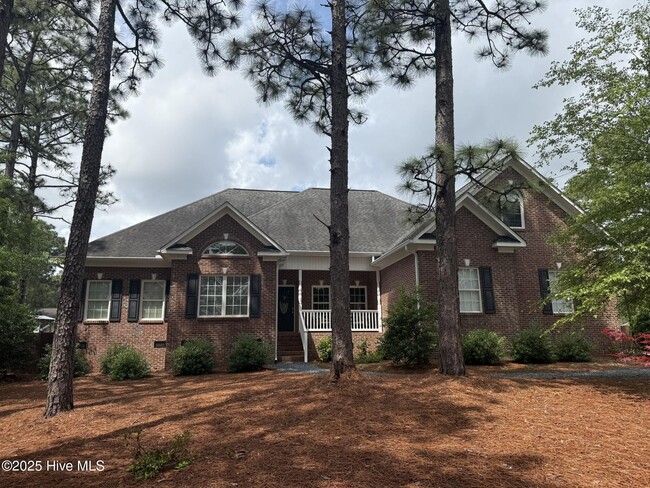 810 Central Dr