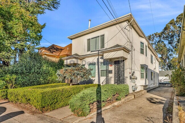 1030 47th St in Emeryville, CA - Building Photo - Building Photo
