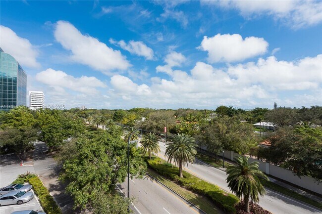 4250 Biscayne Blvd, Unit 501 in Miami, FL - Building Photo - Building Photo