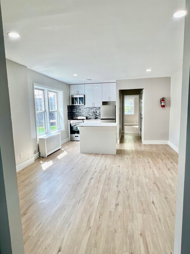 7112 JFK Blvd E in North Bergen, NJ - Building Photo - Building Photo