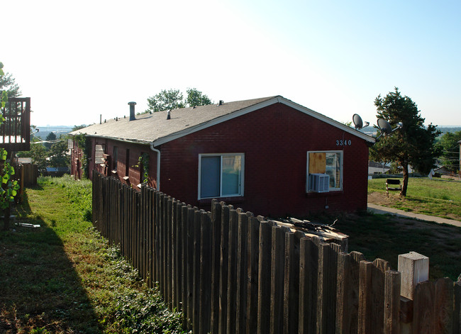 3340 S Canosa Ct in Englewood, CO - Building Photo - Building Photo