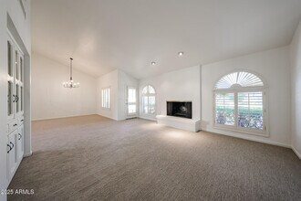 8308 E Vista De Valle in Scottsdale, AZ - Building Photo - Building Photo