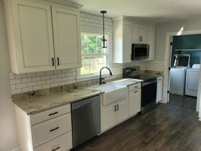 18501 Harrisons Rd in Amelia Court House, VA - Building Photo - Building Photo