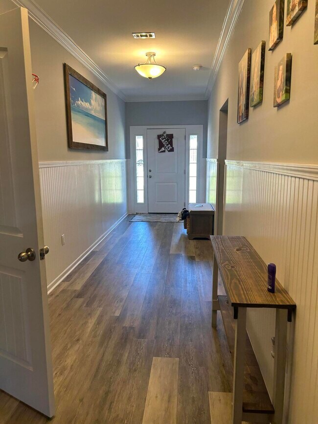 250 Jefferson St in Niceville, FL - Building Photo - Building Photo