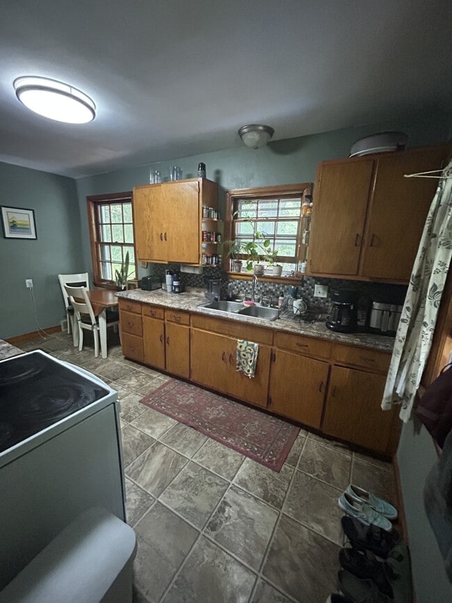 418 Blemhuber Ave in Marquette, MI - Building Photo - Building Photo