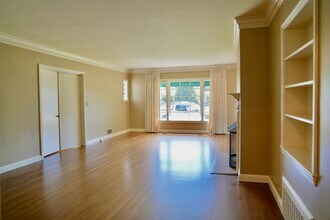 126 Dartmouth Rd in San Mateo, CA - Building Photo - Building Photo