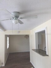 705 Cypress Pl in Sun City Center, FL - Building Photo - Building Photo