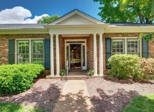 104 Longwood Pl in Nashville, TN - Building Photo - Building Photo