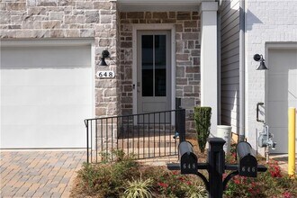 648 Stickley Oak Way in Woodstock, GA - Building Photo - Building Photo