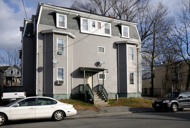 21-23 Cedar St in Haverhill, MA - Building Photo - Building Photo