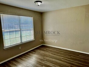 116 Lindenwood Ln W in Hewitt, TX - Building Photo - Building Photo