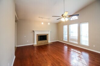 7917 Val Verde Dr in Fort Worth, TX - Building Photo - Building Photo