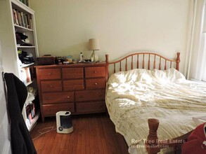 2 Ware St, Unit 403 in Cambridge, MA - Building Photo - Building Photo