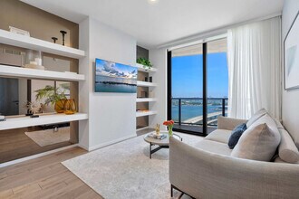 398 NE 5th St in Miami, FL - Foto de edificio - Building Photo
