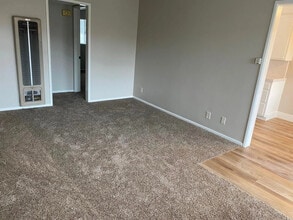 Green Oaks Apartments, LLC. in Whittier, CA - Building Photo - Building Photo