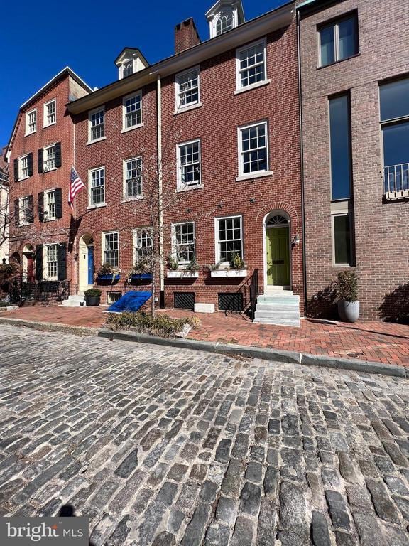 property at 239 Delancey St