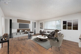 905 W 33rd Ave in Kennewick, WA - Building Photo - Building Photo