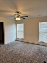 6000 NW Meade St in Bentonville, AR - Building Photo - Building Photo