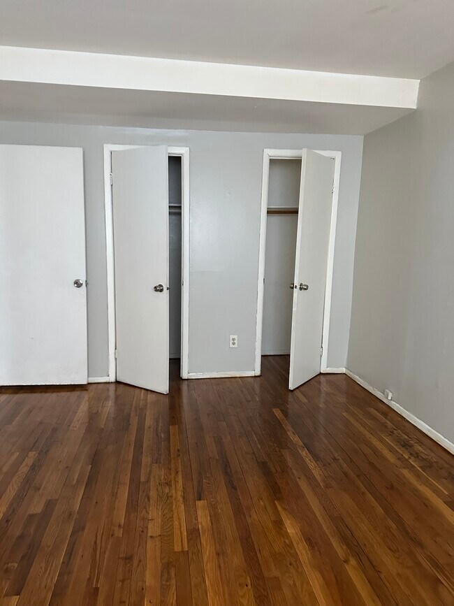 18637 140th Ave in Springfield Gardens, NY - Foto de edificio - Building Photo