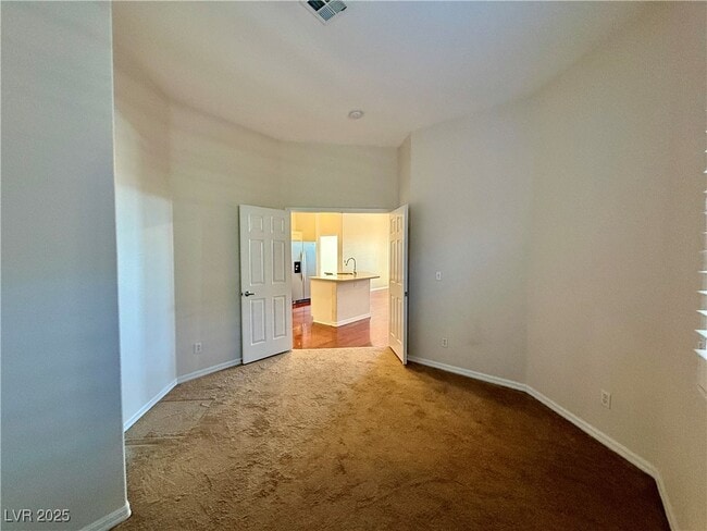 property at 273 Kyland Cove Ave