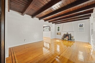 9 Fairway St in Mount Vernon, NY - Building Photo - Building Photo