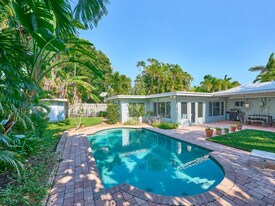 301 NW 3rd Ct in Boca Raton, FL - Building Photo