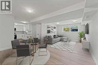 1855 Meldrum Rd in Windsor, ON - Building Photo - Building Photo