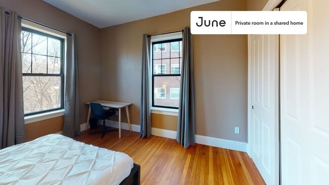 Room in Shared 4 bed/2 bath home in Boston, MA - Building Photo - Building Photo