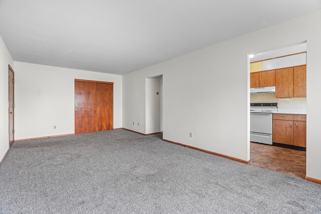 424 N English St in St. Paul, MN - Foto de edificio - Building Photo