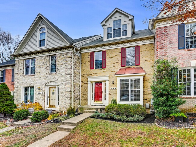 property at 11919 Thurloe Dr