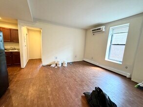 13 Ruggles St, Unit 2 in Boston, MA - Building Photo - Building Photo