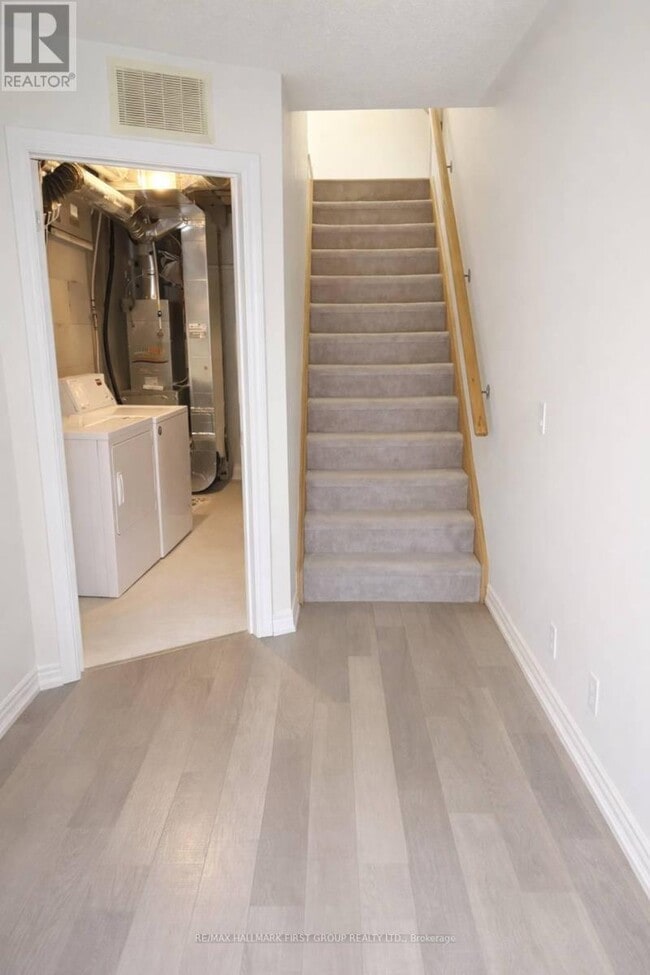 93 Tabaret Cres in Oshawa, ON - Building Photo - Building Photo
