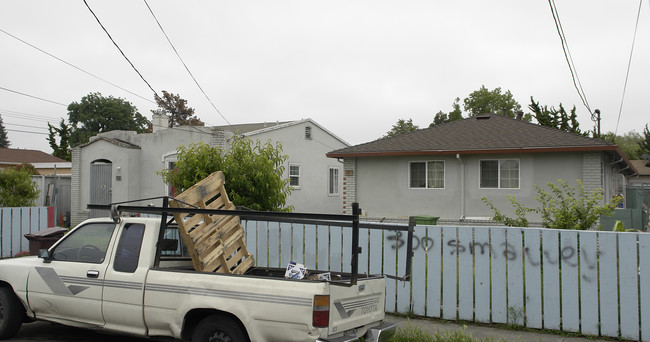 361 Smalley Ave in Hayward, CA - Building Photo - Building Photo